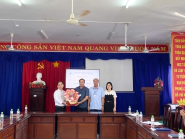 trung tam y te khu vuc dong hai tiep doan tham quan trao doi kinh nghiem benh an dien tu